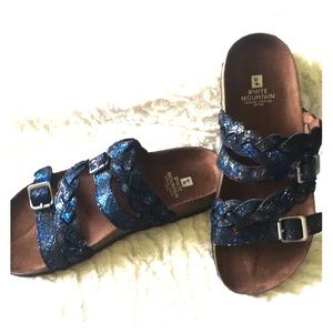 White Mountain Holland sandals